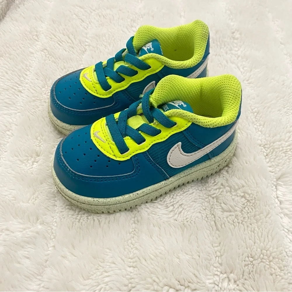 Nike Force 1 Crater Next Nature Kids Teal and Lime Sneakers Size 5c